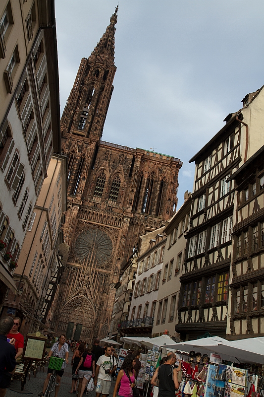 Strasbourg_024.jpg - Strasbourg. Stare miasto z katedrą.